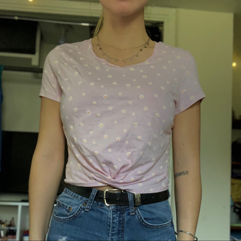 Graphic flowered crop top